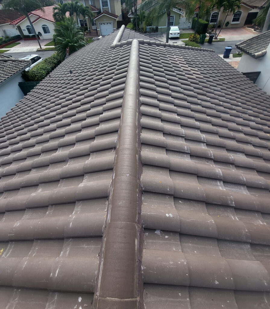 Top view of a grey barrel roof.